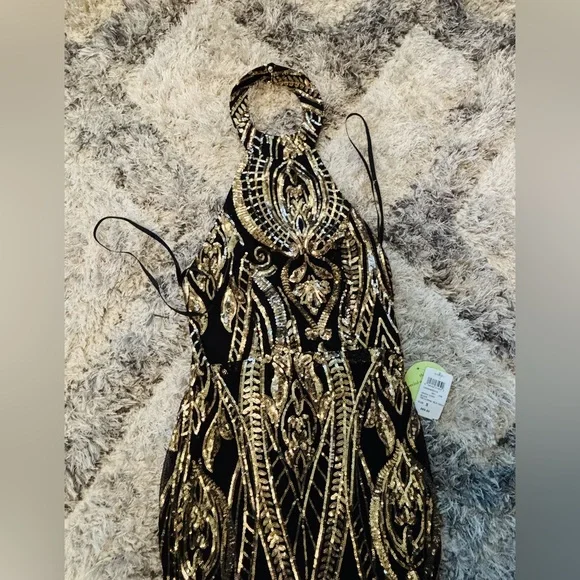 Windsor Black and Gold One Shoulder Dress - Picture 7 of 9